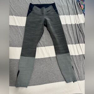 Nike dri fit leggings size small